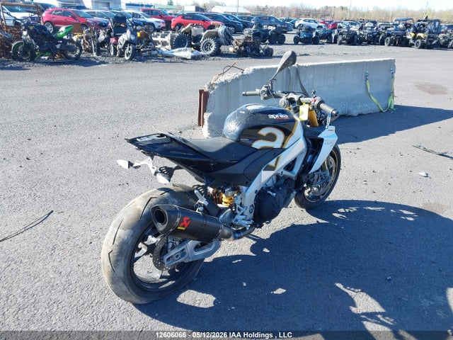 ZD4KZUB05RS001105 Aprilia Tuono V4 1100 Factory