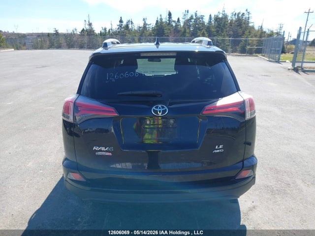 12606069 :رقم المزاد ، 2T3BFREV4GW493476 vin ، 2016 Toyota Rav4 Le مزاد بيع