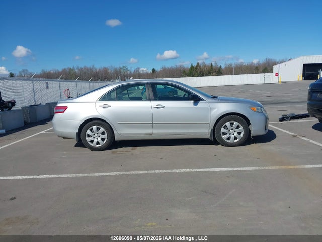 2010 Toyota Camry Se/le/xle მანქანა იყიდება აუქციონზე, vin: 4T1BF3EK5AU079982, აუქციონის ნომერი: 12606090