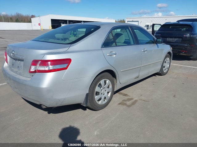 2010 Toyota Camry Se/le/xle მანქანა იყიდება აუქციონზე, vin: 4T1BF3EK5AU079982, აუქციონის ნომერი: 12606090