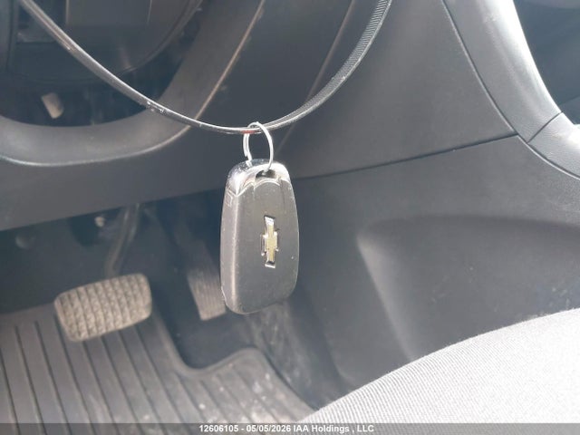 2GNAXUEV1L6151640 Chevrolet EQUINOX LT