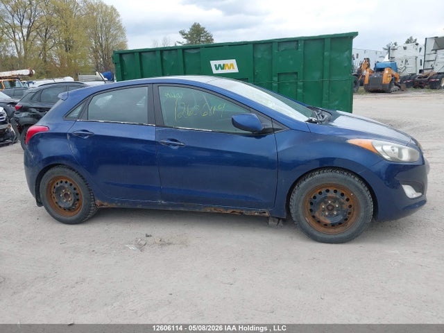 2013 Hyundai Elantra Gt მანქანა იყიდება აუქციონზე, vin: KMHD35LE7DU026019, აუქციონის ნომერი: 12606114