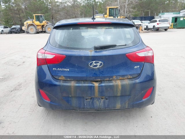2013 Hyundai Elantra Gt მანქანა იყიდება აუქციონზე, vin: KMHD35LE7DU026019, აუქციონის ნომერი: 12606114