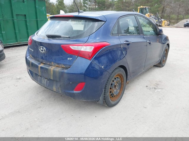 2013 Hyundai Elantra Gt მანქანა იყიდება აუქციონზე, vin: KMHD35LE7DU026019, აუქციონის ნომერი: 12606114