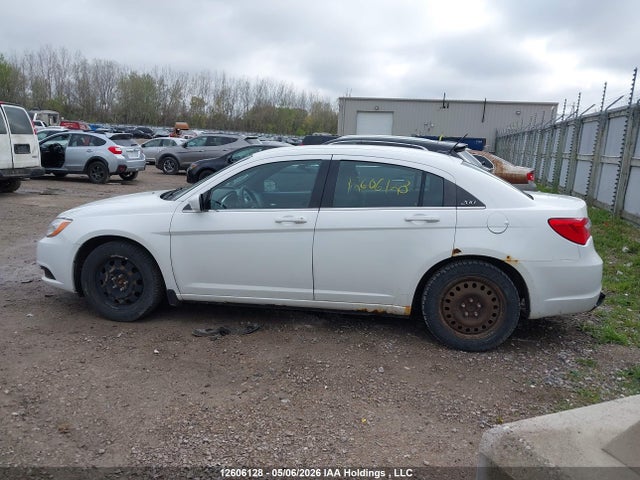 12606128 :رقم المزاد ، 1C3CCBAB8CN112797 vin ، 2012 Chrysler 200 Lx مزاد بيع