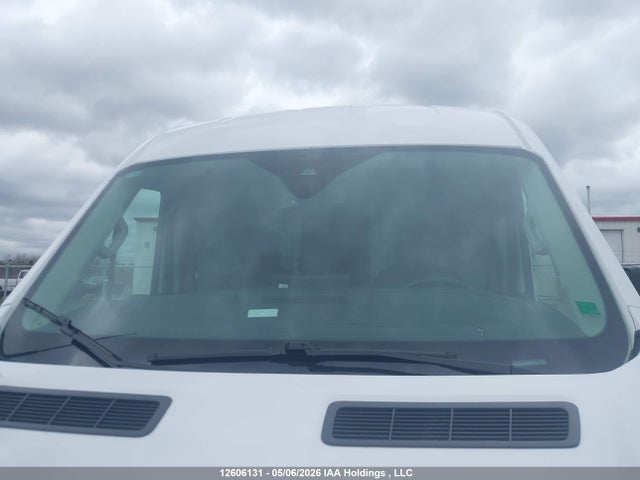 Ford Transit T-250 2024 1FTBR2CG2RKB22444 Image 17
