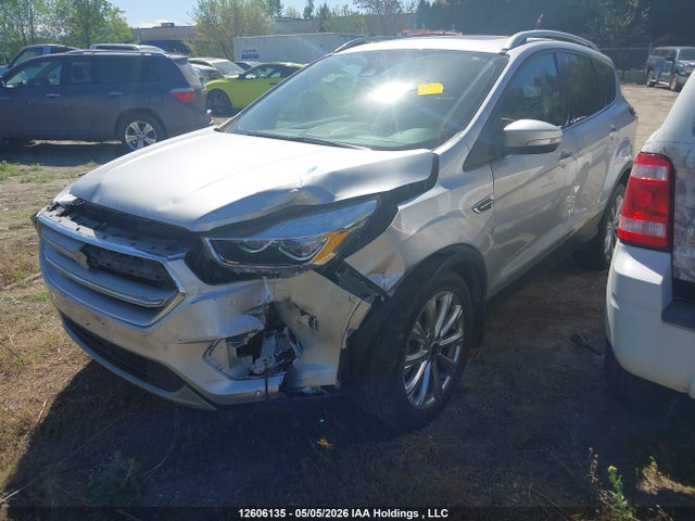 2017 Ford Escape Titanium მანქანა იყიდება აუქციონზე, vin: 1FMCU9J9XHUD21840, აუქციონის ნომერი: 12606135