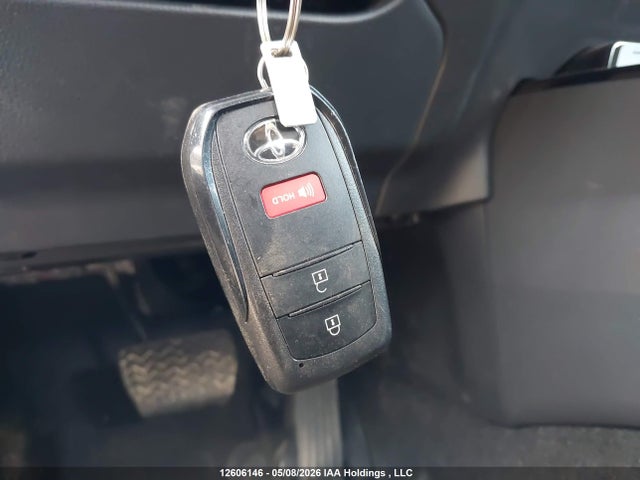 12606146 :رقم المزاد ، JTDACACUXT3071760 vin ، 2026 Toyota Prius Plug-in Hybrid Se مزاد بيع