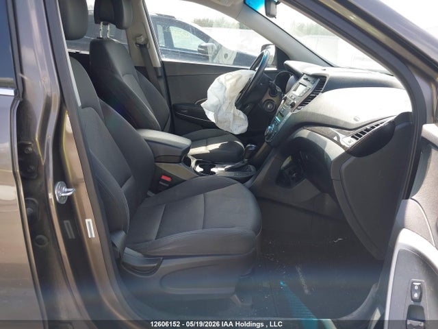 5XYZUDLB0EG157299 Hyundai Santa Fe