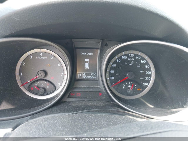 5XYZUDLB0EG157299 Hyundai Santa Fe