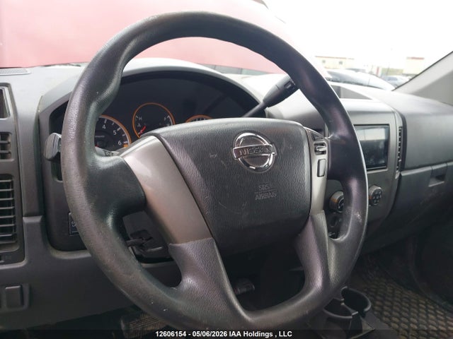 2013 Nissan Titan Pro-4x/s/sl/sv მანქანა იყიდება აუქციონზე, vin: 1N6AA0EJ0DN308052, აუქციონის ნომერი: 12606154