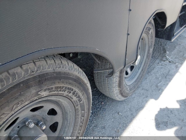4YDTBLH20SX431072 Keystone Bullet
