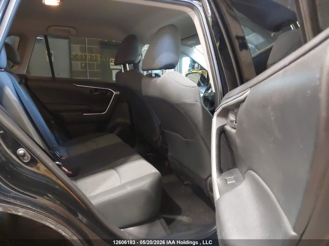 2020 Toyota Rav4 Le მანქანა იყიდება აუქციონზე, vin: 2T3B1RFV2LW116443, აუქციონის ნომერი: 12606183