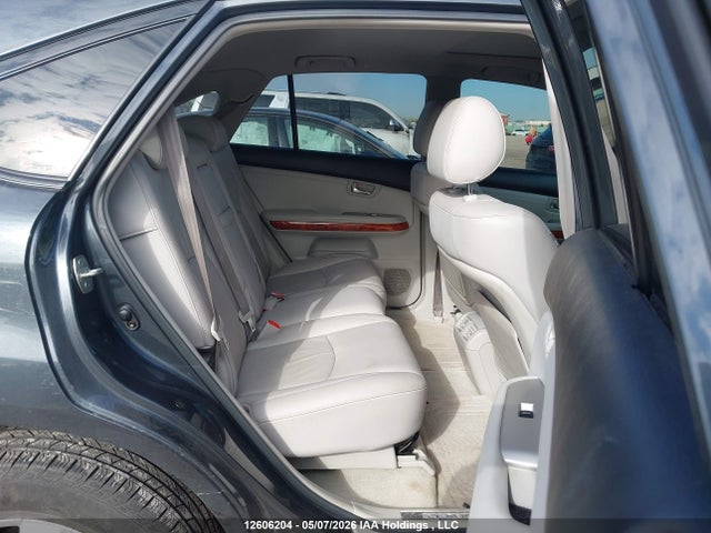 12606204 :رقم المزاد ، 2T2HA31U65C073577 vin ، 2005 Lexus Rx 330 مزاد بيع