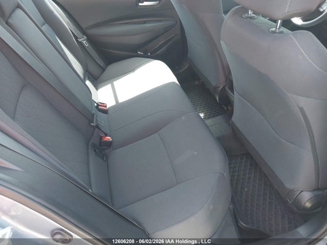 12606208 :رقم المزاد ، 5YFBPRBE4LP131394 vin ، 2020 Toyota Corolla L/le/xle مزاد بيع