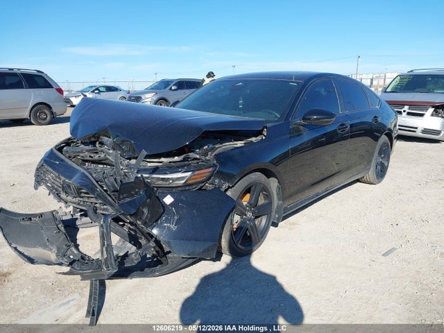 2025 Honda Accord Sport-l Hybrid მანქანა იყიდება აუქციონზე, vin: 1HGCY2F7XSA800888, აუქციონის ნომერი: 12606219