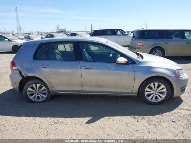 3VW217AU5FM075828 Volkswagen Golf 1.8 Tsi Comfortline/1.8 Tsi Highline/1.8 Tsi Trendline