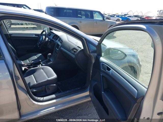 3VW217AU5FM075828 Volkswagen Golf 1.8 Tsi Comfortline/1.8 Tsi Highline/1.8 Tsi Trendline
