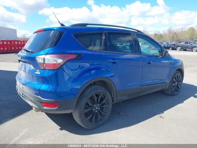 1FMCU0GD6JUC81723 Ford ESCAPE SE