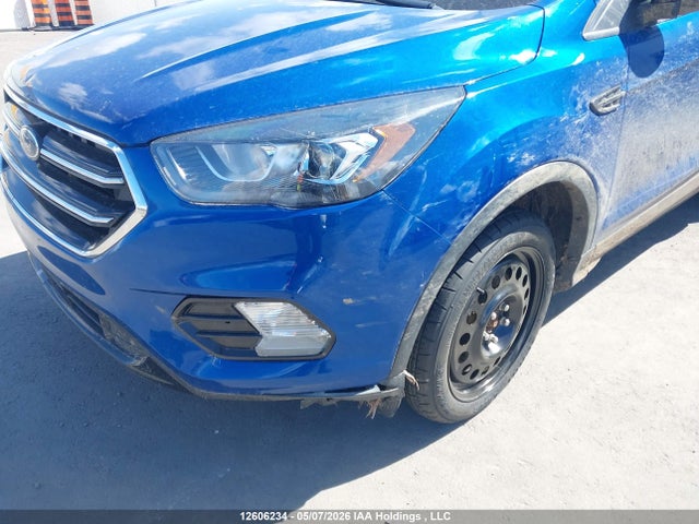 1FMCU0GD6JUC81723 Ford ESCAPE SE