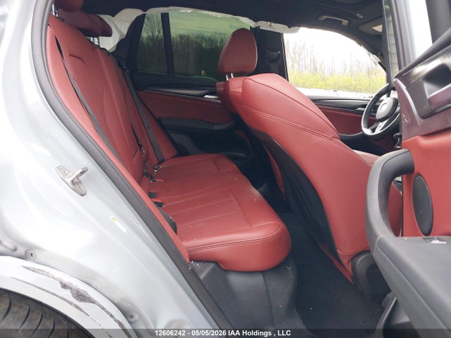 5UX53DP0XN9M10137 BMW X3 Xdrive30i