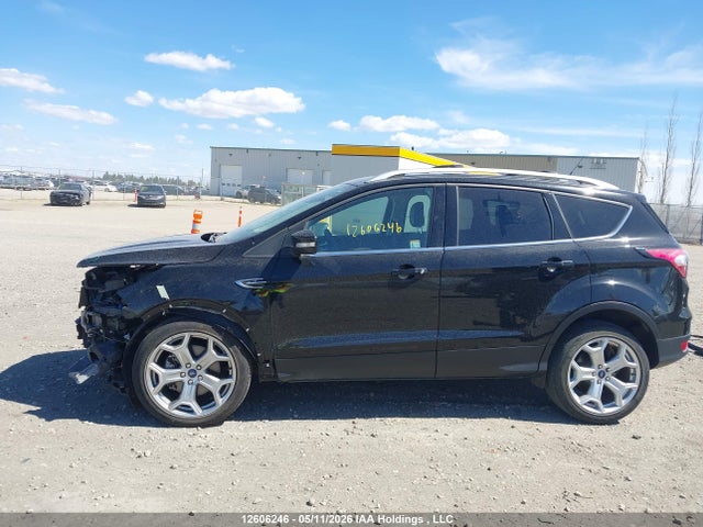 Продаж на аукціоні авто 2018 Ford Escape Titanium, vin: 1FMCU9J96JUC93198, номер лоту: 12606246