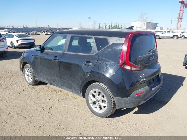 KIA Soul 2022 KNDJ33AU8N7808948 Image 3
