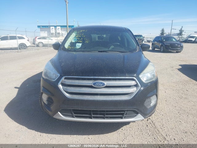 1FMCU9GD1HUE80287 Ford ESCAPE SE