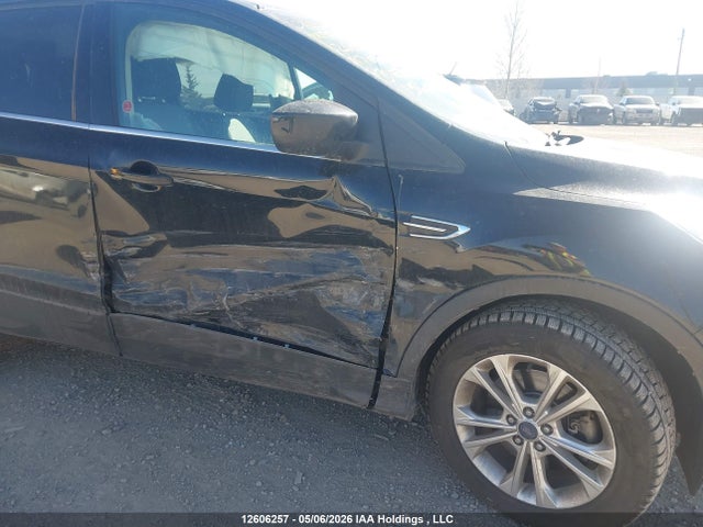 1FMCU9GD1HUE80287 Ford ESCAPE SE