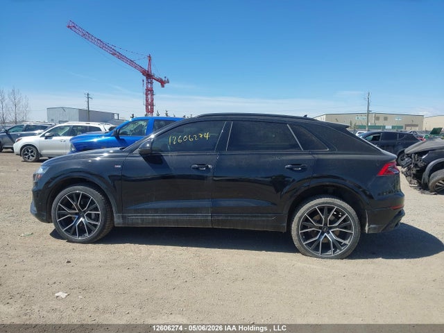 2023 Audi Q8 55 Progressiv მანქანა იყიდება აუქციონზე, vin: WA1DVBF1XPD044552, აუქციონის ნომერი: 12606274