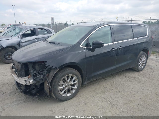 Продажа на аукционе авто 2023 Chrysler Pacifica Touring L, vin: 2C4RC3BG1PR565898, номер лота: 12606278