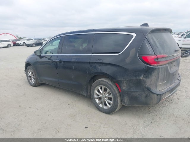 Продажа на аукционе авто 2023 Chrysler Pacifica Touring L, vin: 2C4RC3BG1PR565898, номер лота: 12606278