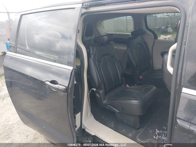Продажа на аукционе авто 2023 Chrysler Pacifica Touring L, vin: 2C4RC3BG1PR565898, номер лота: 12606278