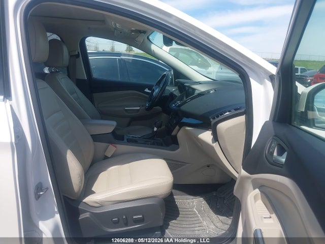 Продажа на аукционе авто 2017 Ford Escape Titanium, vin: 1FMCU9J99HUB92523, номер лота: 12606288