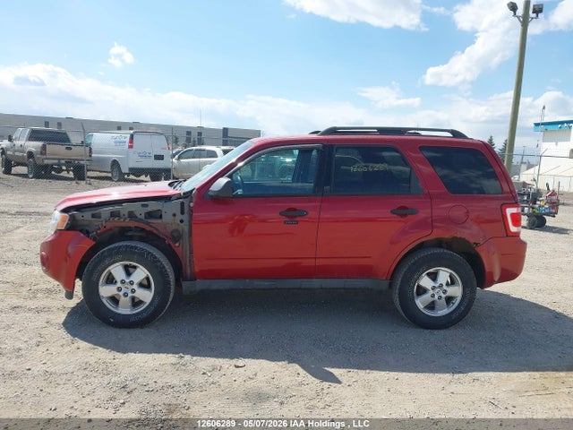 Продажа на аукционе авто 2010 Ford Escape Xlt, vin: 1FMCU9DG0AKA40383, номер лота: 12606289