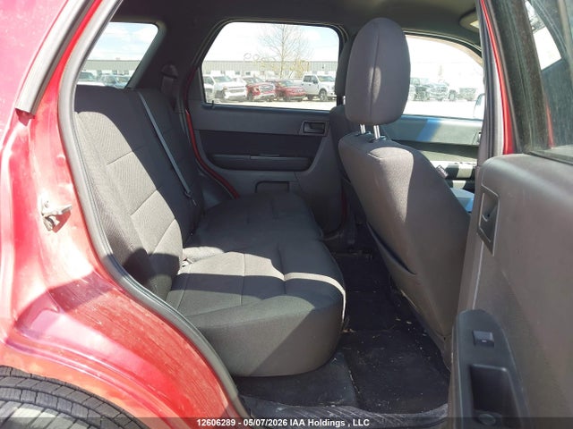 Продажа на аукционе авто 2010 Ford Escape Xlt, vin: 1FMCU9DG0AKA40383, номер лота: 12606289