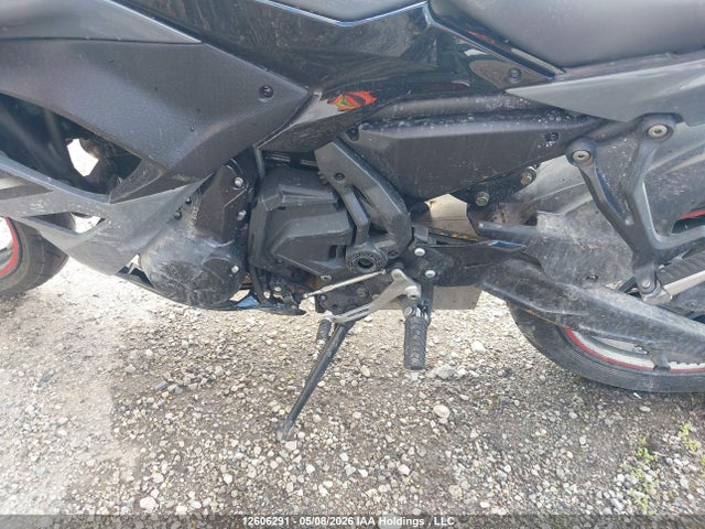 12606291 :رقم المزاد ، JKAEXEK18JDA23019 vin ، 2018 Kawasaki Ex650 F مزاد بيع