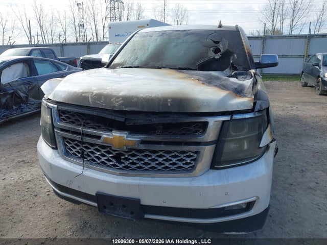 Продажа на аукционе авто 2018 Chevrolet Suburban Premier, vin: 1GNSKJKC7JR162552, номер лота: 12606300
