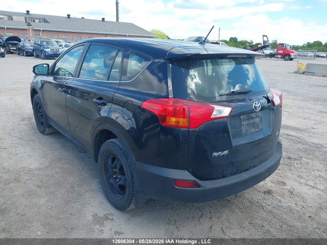 Toyota RAV4 LE 2015 2T3ZFREV3FW141387 Image 3