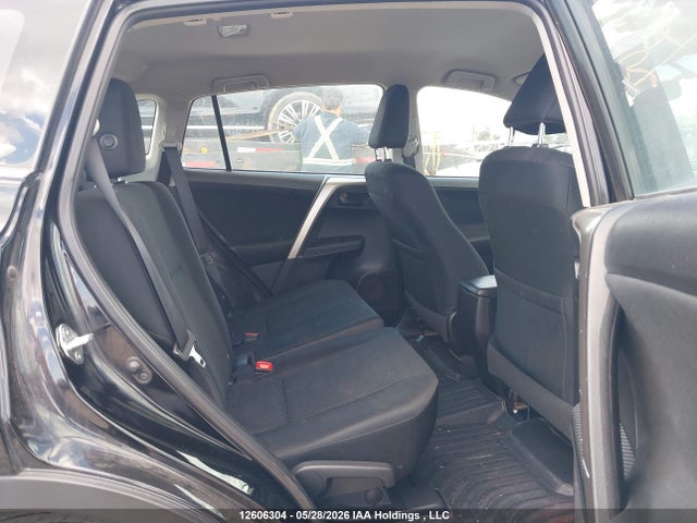 Toyota RAV4 LE 2015 2T3ZFREV3FW141387 Image 8