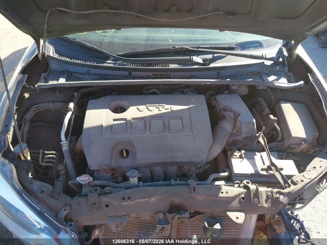 12606316 :رقم المزاد ، 2T1BURHE5FC300861 vin ، 2015 Toyota Corolla L/le/le Pls/prm/s/s Pls مزاد بيع