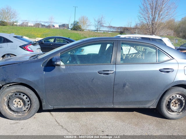 12606316 :رقم المزاد ، 2T1BURHE5FC300861 vin ، 2015 Toyota Corolla L/le/le Pls/prm/s/s Pls مزاد بيع