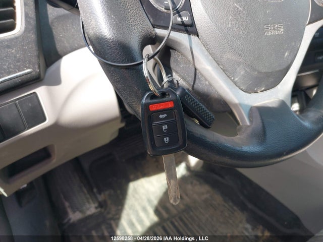 12598258 :رقم المزاد ، 2HGFB2F40FH005926 vin ، 2015 Honda Civic Lx مزاد بيع