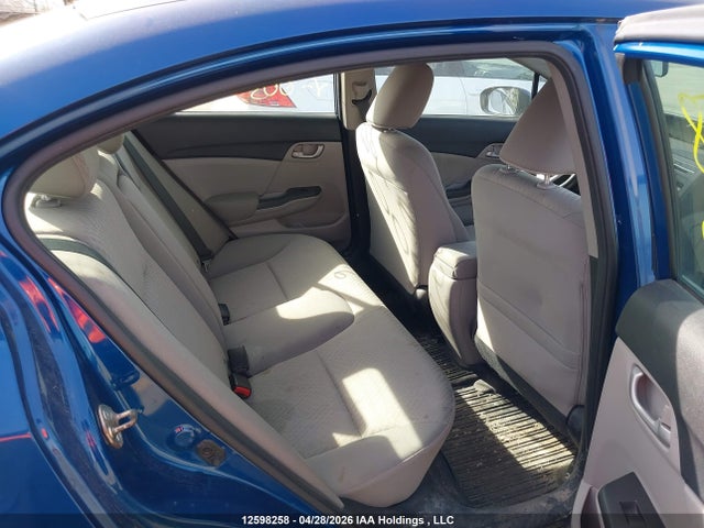 12598258 :رقم المزاد ، 2HGFB2F40FH005926 vin ، 2015 Honda Civic Lx مزاد بيع