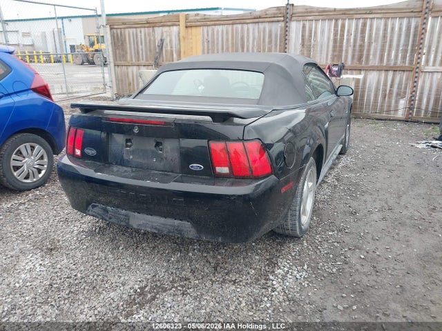 Продажа на аукционе авто 2001 Ford Mustang, vin: 1FAFP44411F177428, номер лота: 12606323