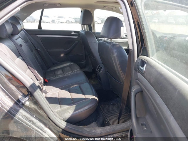 2008 Volkswagen Jetta 2.5l მანქანა იყიდება აუქციონზე, vin: 3VWRM31K38M028474, აუქციონის ნომერი: 12606329