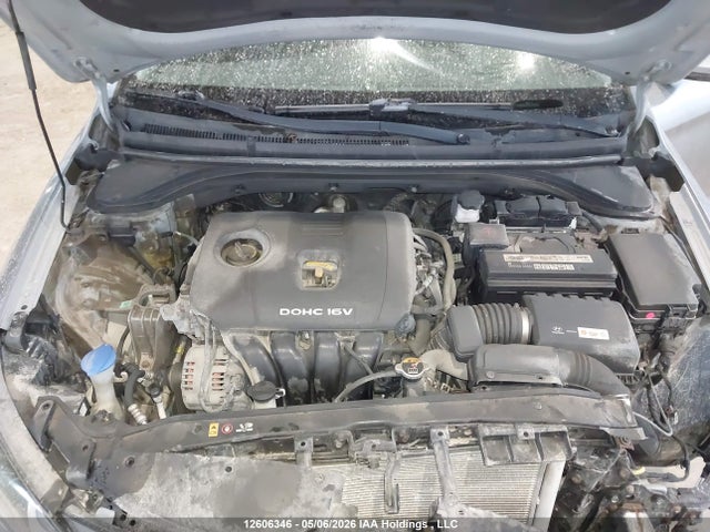 5NPD74LF2HH056914 Hyundai Elantra Le