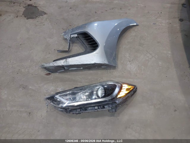 5NPD74LF2HH056914 Hyundai Elantra Le