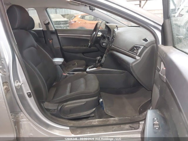5NPD74LF2HH056914 Hyundai Elantra Le