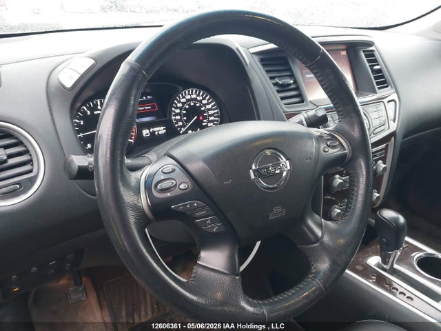 Продажа на аукционе авто 2015 Nissan Pathfinder Platinum/s/sl/sv, vin: 5N1AR2MM6FC662056, номер лота: 12606361